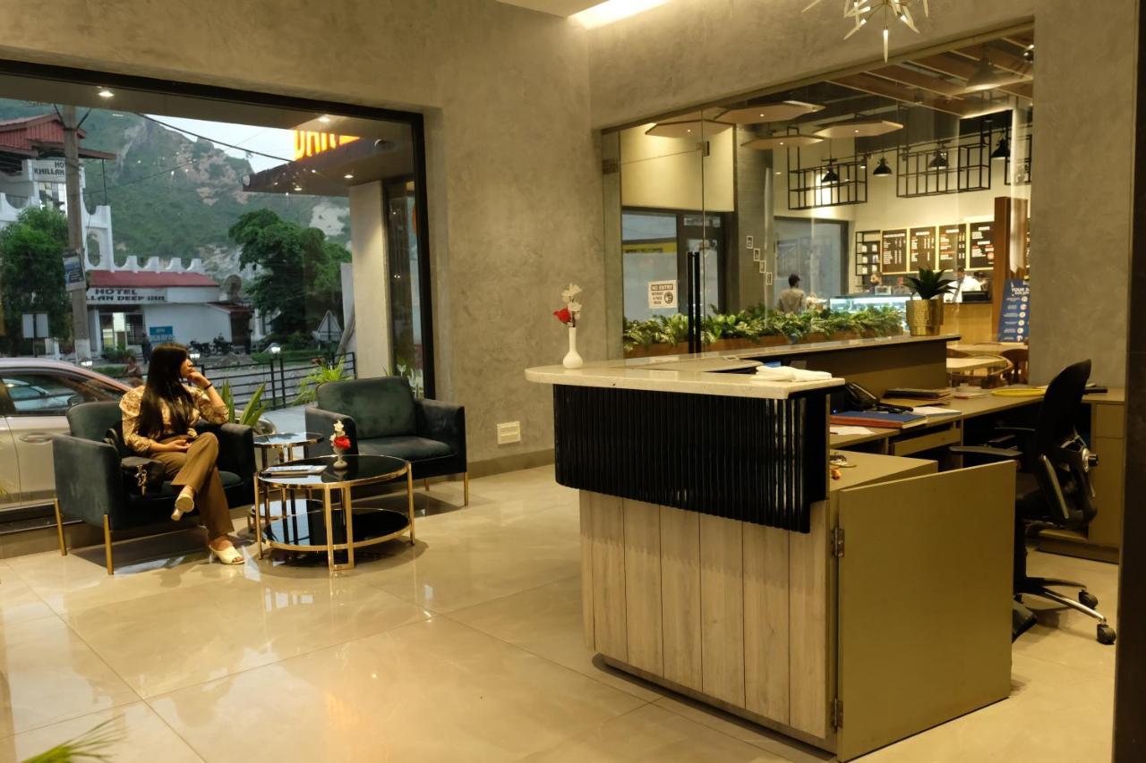 Black Mango Resort Kala Amb Екстер'єр фото