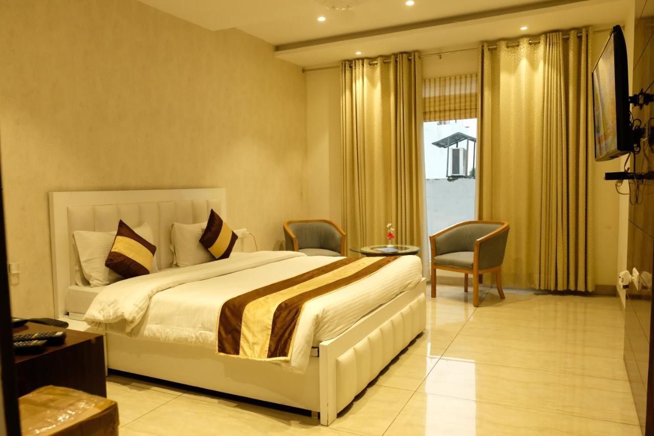 Black Mango Resort Kala Amb Екстер'єр фото