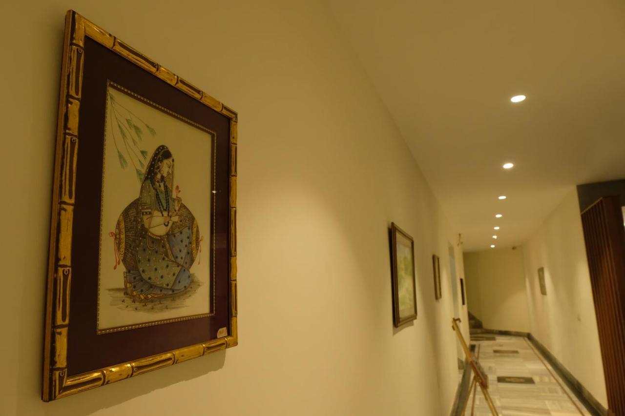 Black Mango Resort Kala Amb Екстер'єр фото